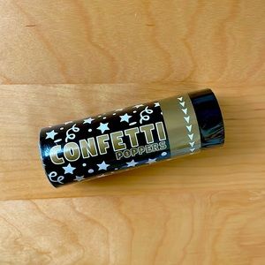 🆓 WITH ANY PURCHASE Confetti Poppers